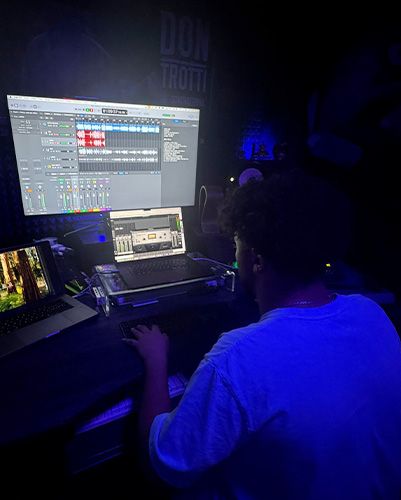 Don Trotti | Artist | Switzerland | Technician | H-RAF